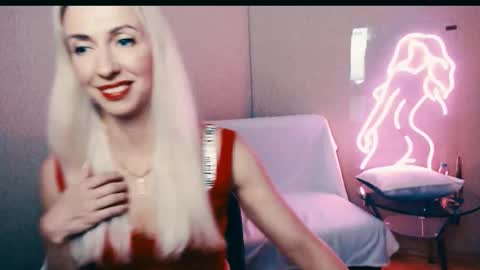 cute_smile_shy online show from September 18, 8:00 pm