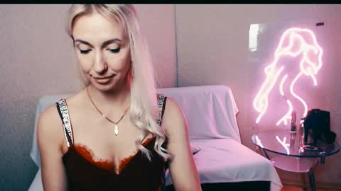 cute_smile_shy online show from September 28, 8:52 am