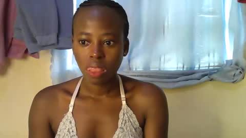 cute_sonny online show from March 22, 5:00 am