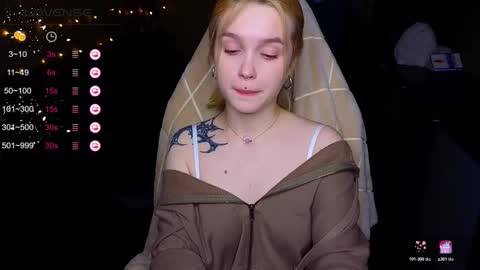 Sue online show from October 18, 3:13 pm