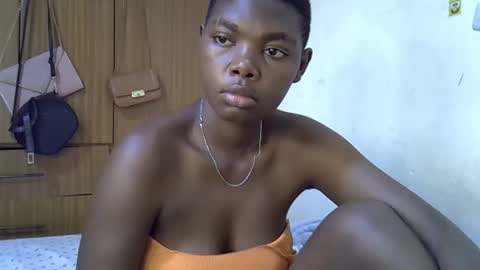 Snapshot of cute_tamara1 chatting on January 19, 12:47 am cute_tamara1 online show from January 19, 12:47 am