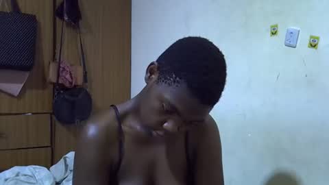 Snapshot of cute_tamara1 chatting on February 11, 9:14 am cute_tamara1 online show from February 11, 9:14 am