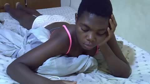 Snapshot of cute_tamara1 chatting on February 17, 12:07 am cute_tamara1 online show from February 17, 12:07 am