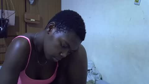 Snapshot of cute_tamara1 chatting on February 24, 6:50 pm cute_tamara1 online show from February 24, 6:50 pm