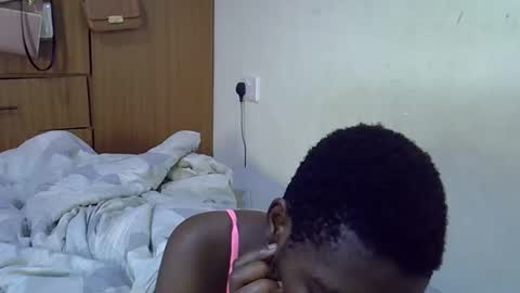 Snapshot of cute_tamara1 chatting on February 26, 8:08 pm cute_tamara1 online show from February 26, 8:08 pm