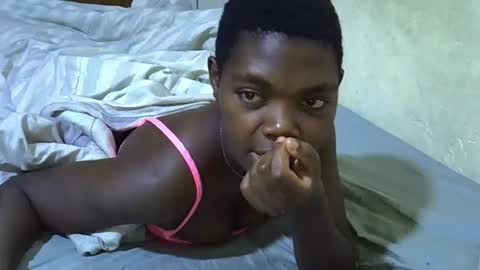 Snapshot of cute_tamara1 chatting on February 27, 8:25 am cute_tamara1 online show from February 27, 8:25 am