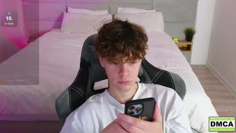 Thomas -  online show from February 11, 8:42 pm