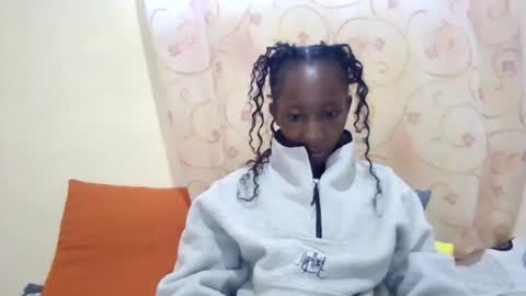 cute_xeniah online show from October 5, 4:11 am