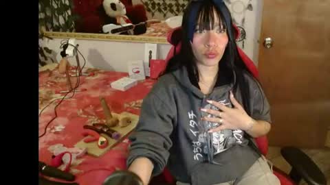 Snapshot of cute_zoe1 chatting on July 5, 2:07 am cute_zoe1 online show from July 5, 2:07 am