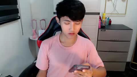 Snapshot of cuteasiancock98 chatting on March 2, 7:15 am Steph online show from March 2, 7:15 am