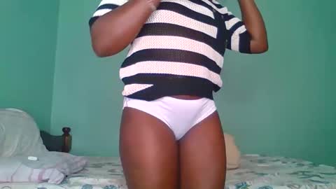 Cuteberry87 online show from January 15, 7:35 am