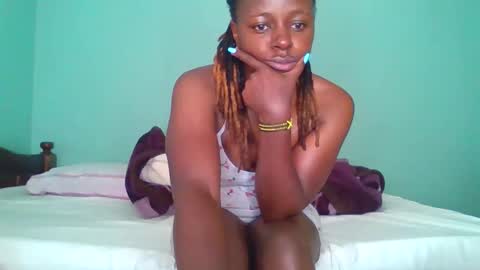 Cuteberry87 online show from February 2, 7:51 am