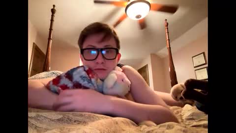 Snapshot of cuteboii29 chatting on November 20, 4:45 am cuteboii29 online show from November 20, 4:45 am