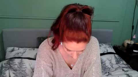 Amy but I cam as CuteBootyBabe21 online show from October 15, 8:14 am