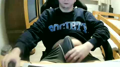 Snapshot of cuteboy090 chatting on February 26, 3:00 pm Cuteboy090 online show from February 26, 3:00 pm