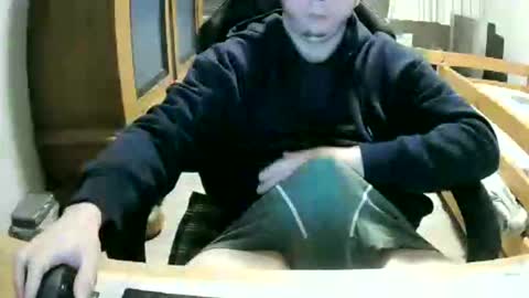 Snapshot of cuteboy090 chatting on March 5, 11:23 pm Cuteboy090 online show from March 5, 11:23 pm