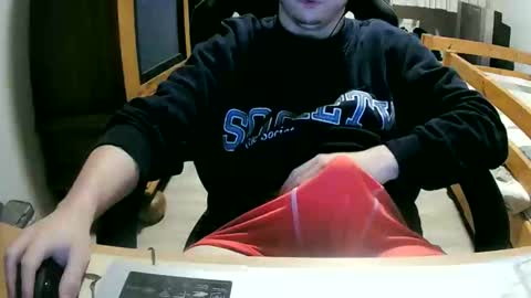 Snapshot of cuteboy090 chatting on March 18, 11:08 pm Cuteboy090 online show from March 18, 11:08 pm