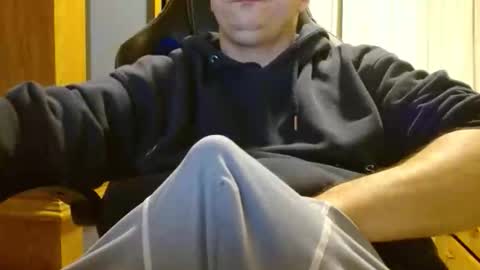 Cuteboy090 online show from May 13, 10:17 pm