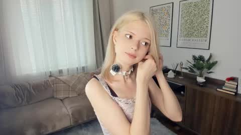 Alice online show from October 27, 8:07 am
