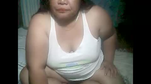 Snapshot of cutechubbyasian chatting on December 13, 1:01 pm cutechubbyasian online show from December 13, 1:01 pm