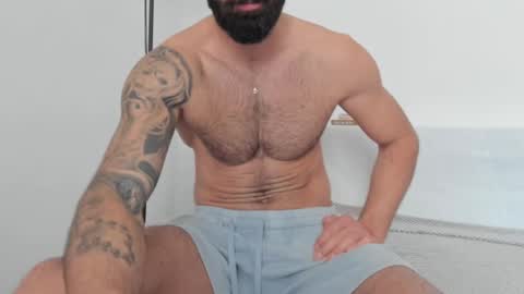 cuteeboy online show from February 18, 11:00 am