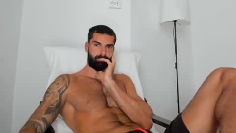 cuteeboy online show from September 12, 6:02 am