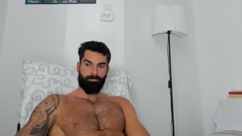 cuteeboy online show from October 30, 7:10 am