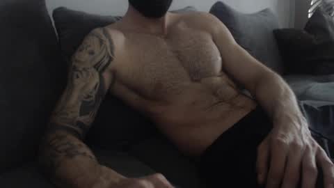 cuteeboy online show from May 9, 6:18 am