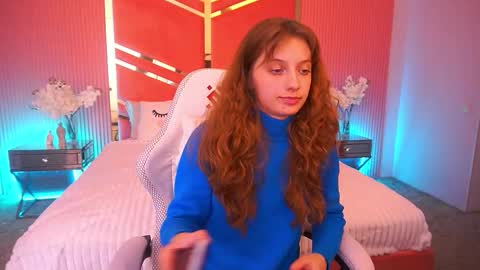 Foxy online show from November 6, 2:51 pm