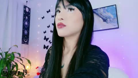 Zoe  online show from July 10, 4:39 am