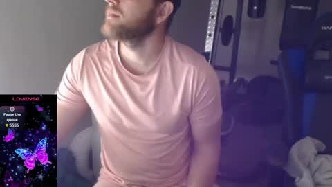 Snapshot of cutefloridaguy25 chatting on December 3, 3:44 pm onlyfansSexualAriesFL online show from December 3, 3:44 pm