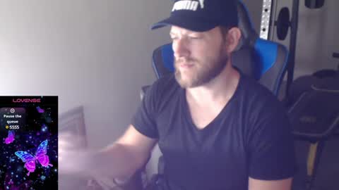 Snapshot of cutefloridaguy25 chatting on December 7, 2:24 pm onlyfansSexualAriesFL online show from December 7, 2:24 pm