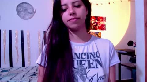 haome online show from April 4, 7:44 pm