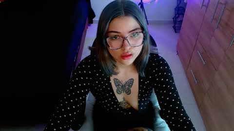 isabella online show from February 10, 4:11 pm