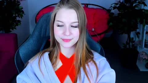 Snapshot of cutemousee chatting on December 24, 6:00 am Rina online show from December 24, 6:00 am