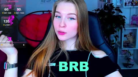 Snapshot of cutemousee chatting on February 4, 1:59 pm Rina online show from February 4, 1:59 pm