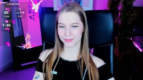 Snapshot of cutemousee chatting on February 25, 2:44 pm Rina online show from February 25, 2:44 pm
