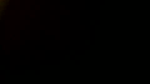 Snapshot of cutenlittle28 chatting on December 19, 5:18 am CuteNlil online show from December 19, 5:18 am