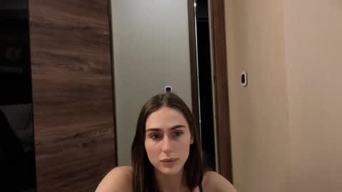 Kim online show from May 7, 5:07 pm