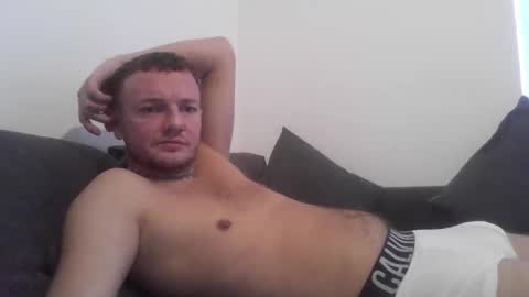 Snapshot of cutescottishlad chatting on October 9, 2:26 pm cutescottishlad online show from October 9, 2:26 pm