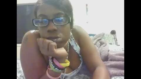 mary mack online show from November 18, 9:41 pm