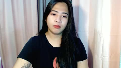 cute online show from January 12, 7:19 pm