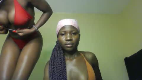 Snapshot of cutey_mara chatting on March 29, 9:04 pm cutey_mara online show from March 29, 9:04 pm