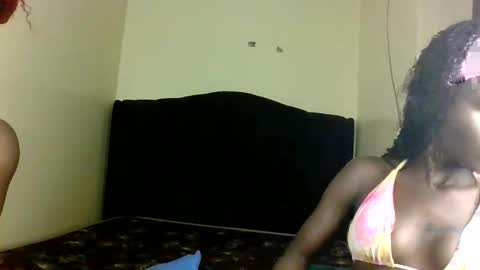 Snapshot of cutey_mara chatting on May 11, 5:13 am cutey_mara online show from May 11, 5:13 am