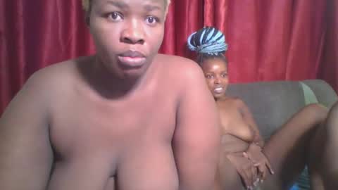 Snapshot of cutey_mellanin chatting on January 29, 12:13 pm cutey_mellanin online show from January 29, 12:13 pm
