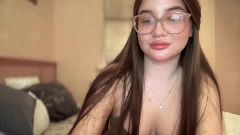 CuteAnn online show from November 21, 8:18 pm