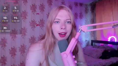 Snapshot of cutie_bambi_ chatting on June 19, 12:09 pm Bambi online show from June 19, 12:09 pm