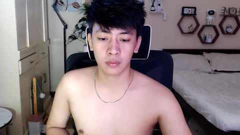 Snapshot of cutie_cumshow chatting on January 18, 6:39 am Neil Taylor online show from January 18, 6:39 am