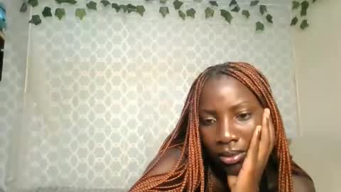Snapshot of cutie_liqy chatting on June 1, 9:16 pm Liqy online show from June 1, 9:16 pm