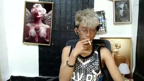Snapshot of cutie_mico chatting on February 26, 10:04 am cutie_mico online show from February 26, 10:04 am